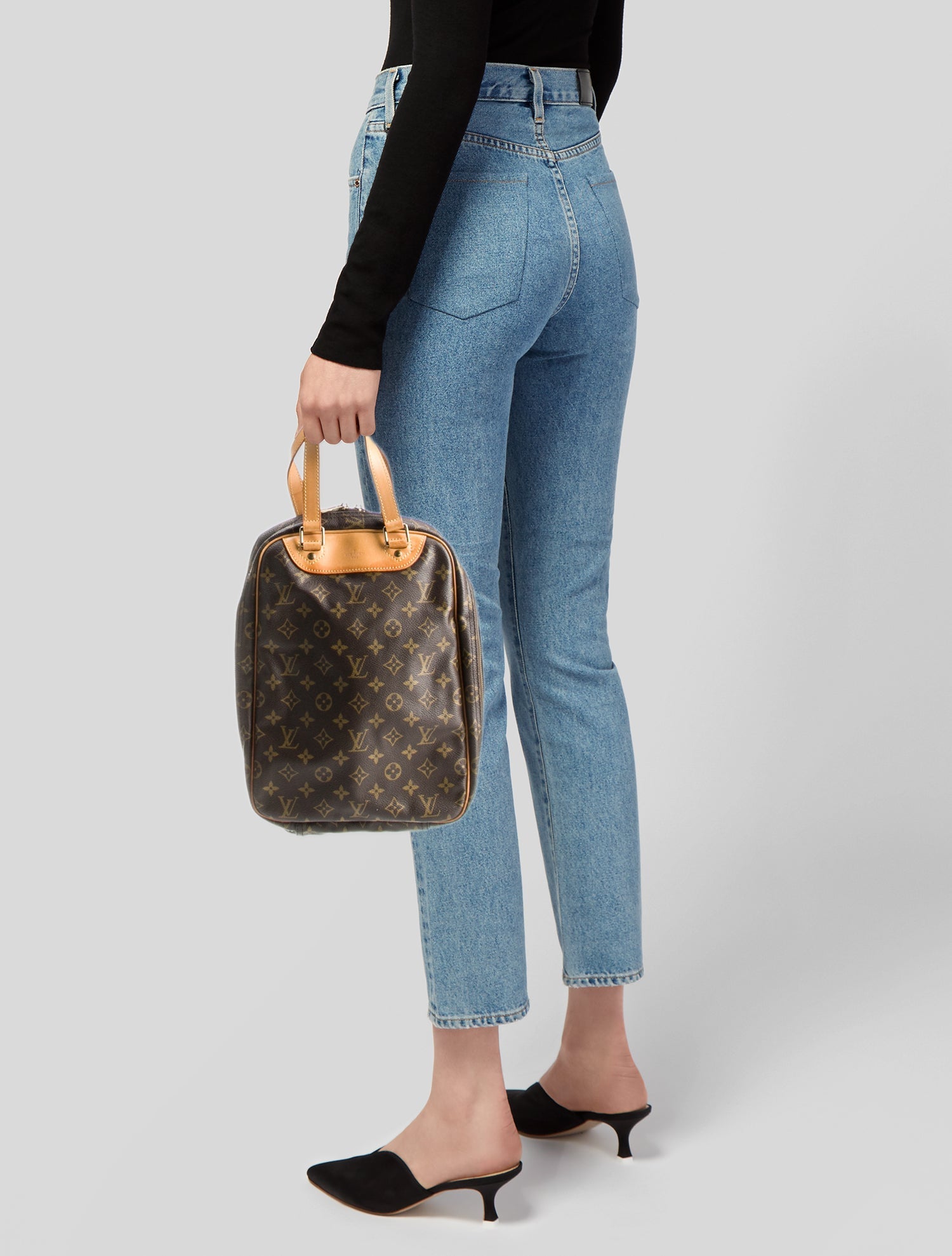 Louis Vuitton Monogram Excursion Shoe Bag