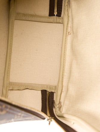 Louis Vuitton Monogram Excursion