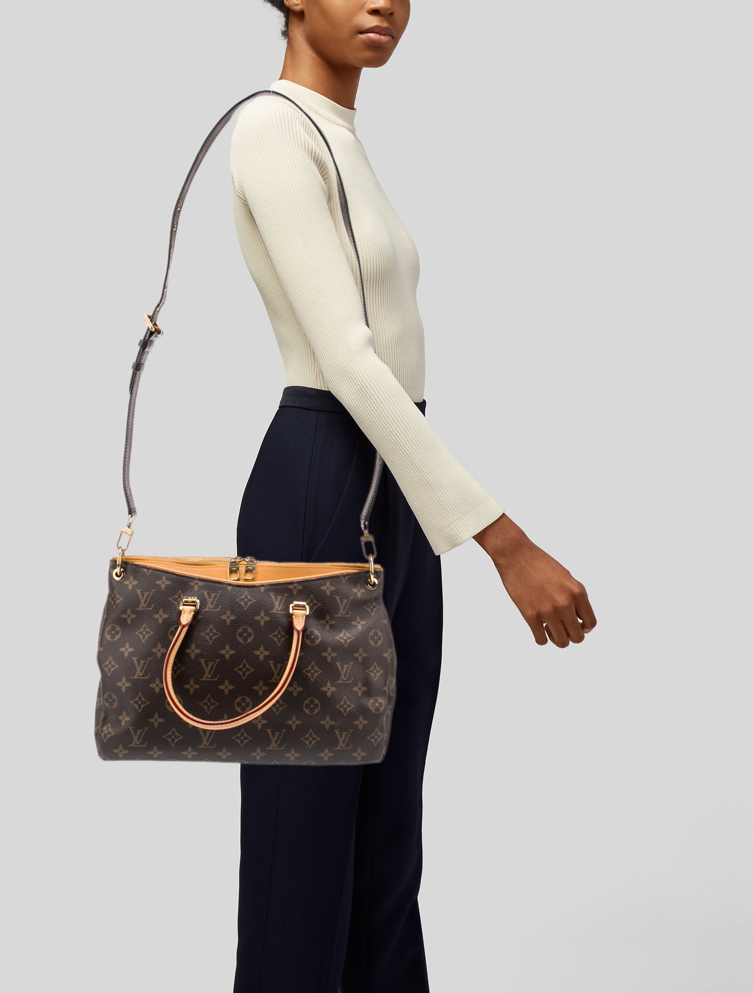 Louis Vuitton Monogram Pallas MM