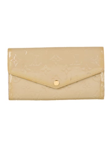 Louis Vuitton Wallets LV Monogram Vernis Patent Leather Sarah Wallet