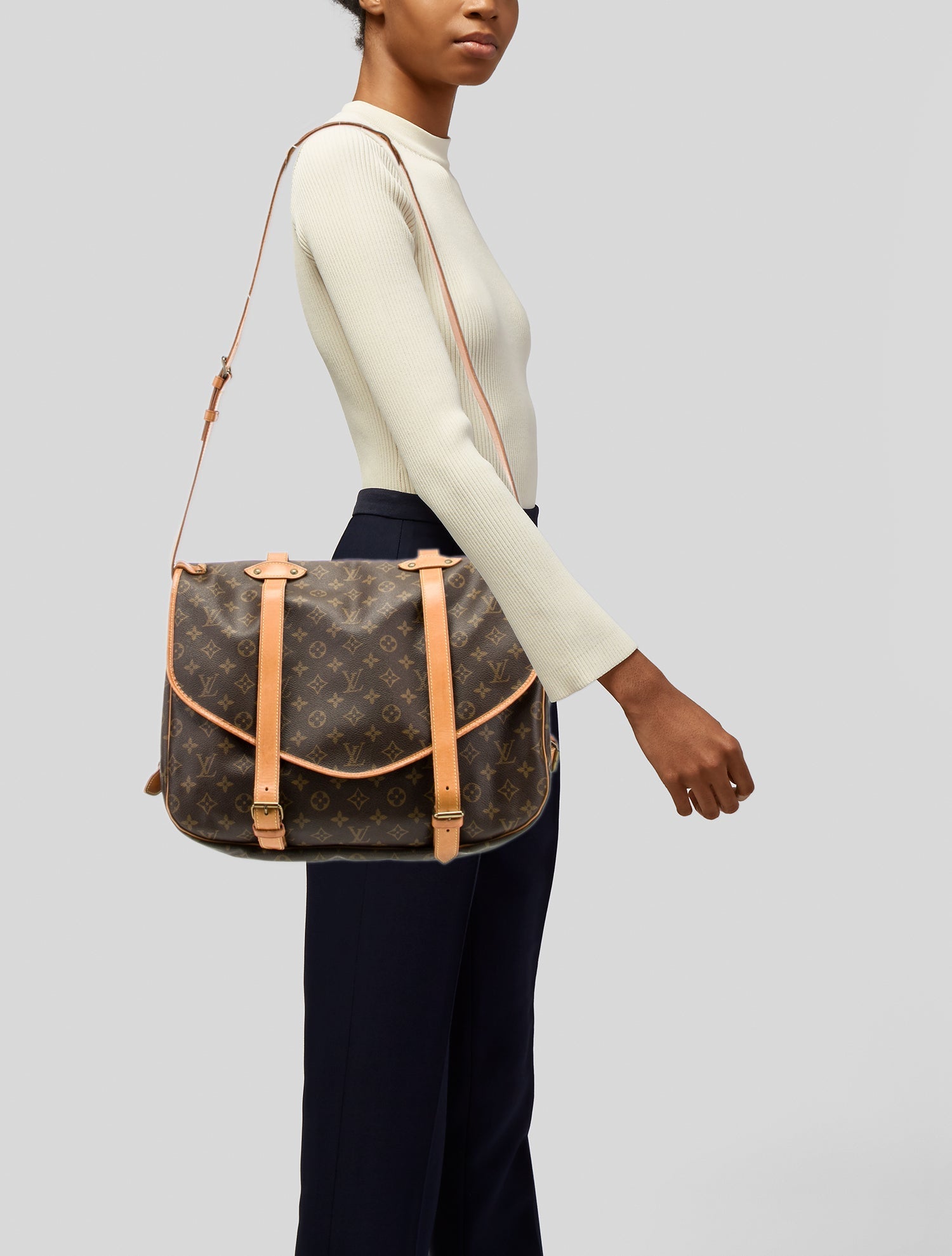 Louis Vuitton Monogram Saumur 43 - Brown Crossbody Bags, Handbags -  LOU928544 | The RealReal