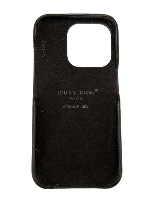 Louis Vuitton Bumper Pallas iPhone 15 Pro Case