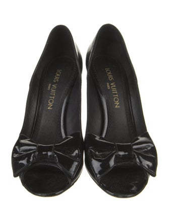Louis Vuitton Patent Leather Printed D'Orsay Pumps