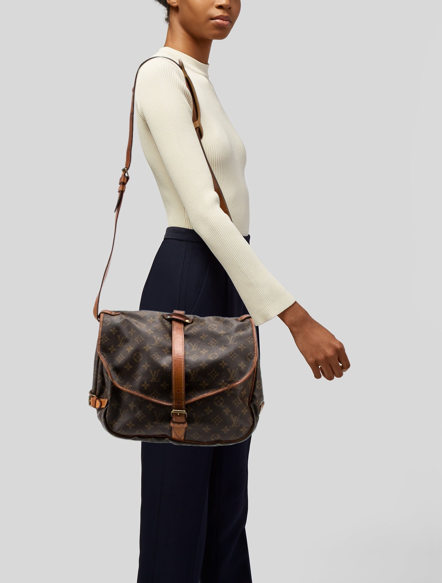 Louis Vuitton Monogram Saumur 35