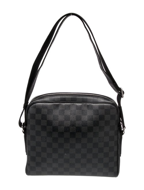 Louis Vuitton Messenger Bag