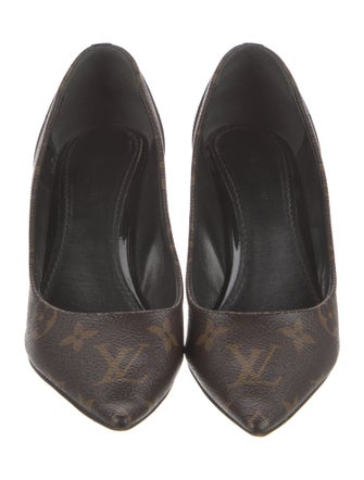 Louis Vuitton LV Monogram Pumps