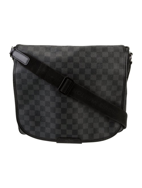 Louis Vuitton Damier Graphite Messenger Bag MM