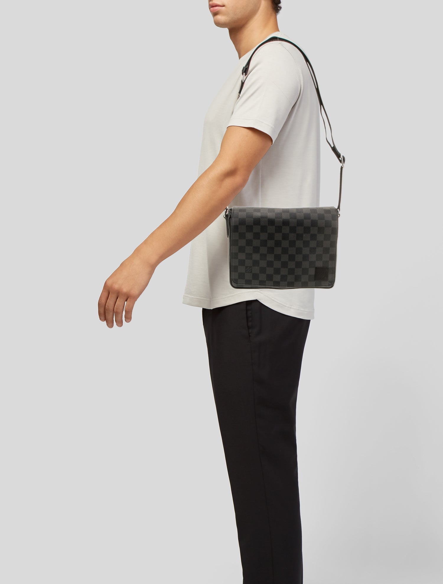 Louis Vuitton Damier Graphite Messenger Bag