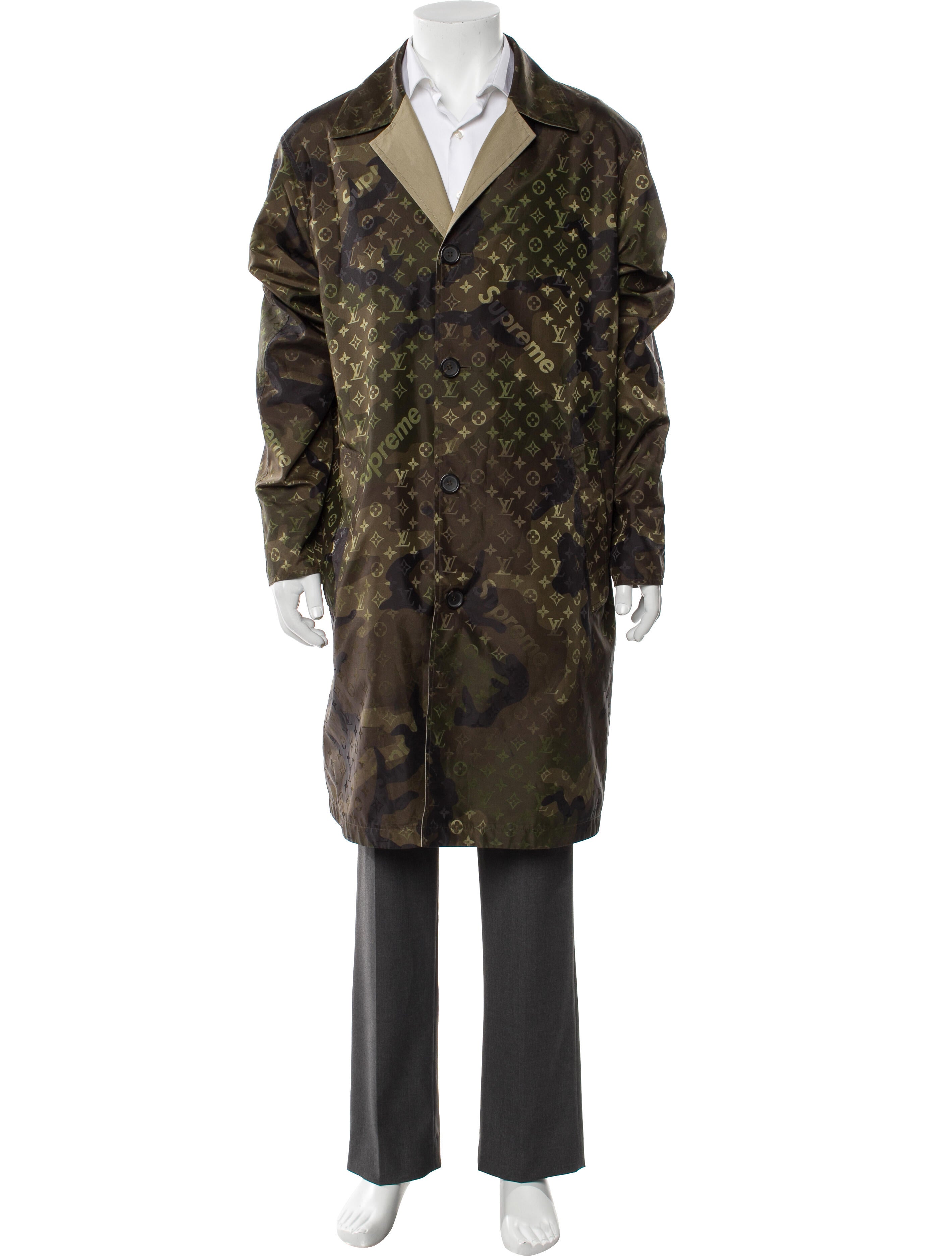 Louis Vuitton x Supreme 2017 Reversible 'Camo' Trench Coat