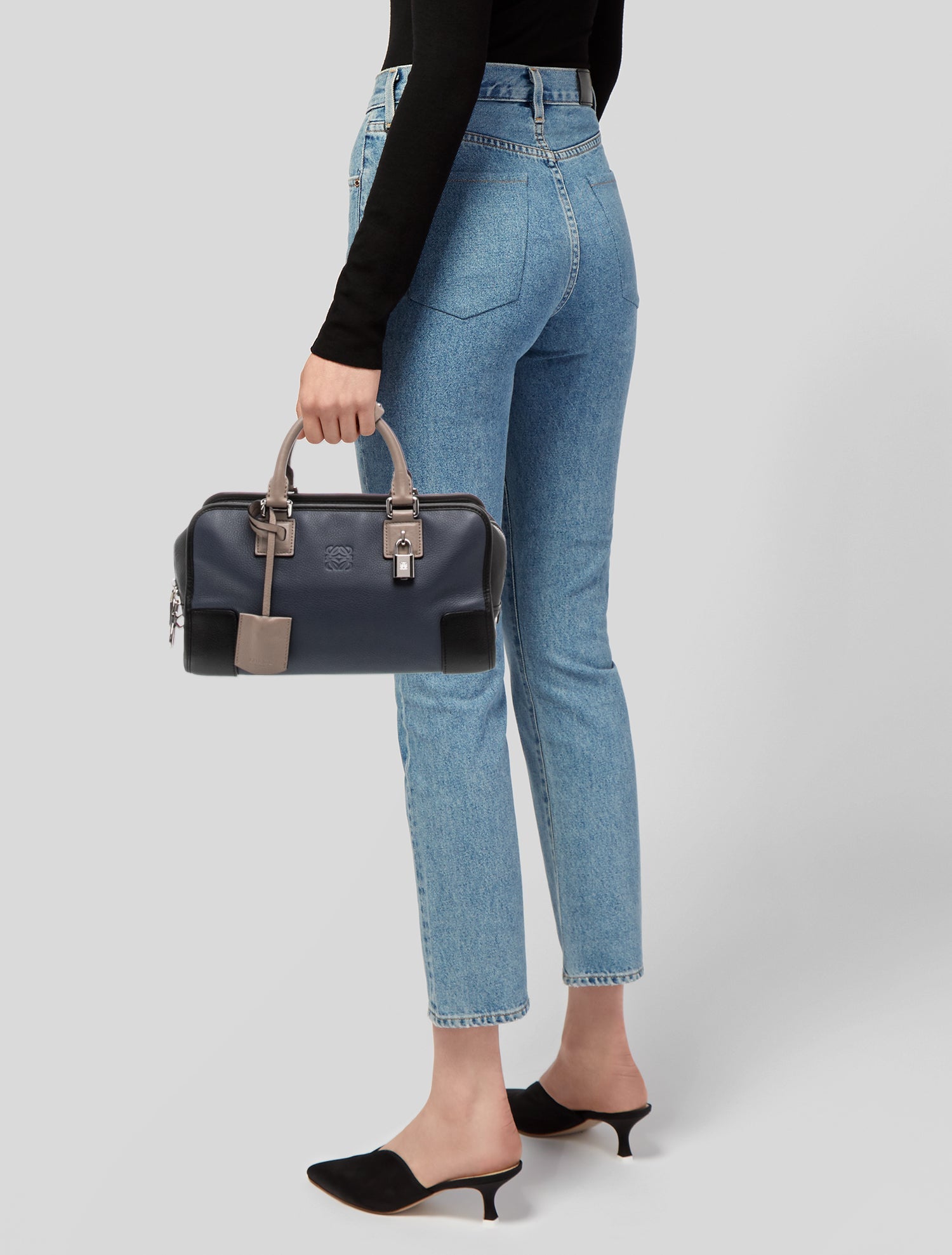 Loewe Leather Amazona