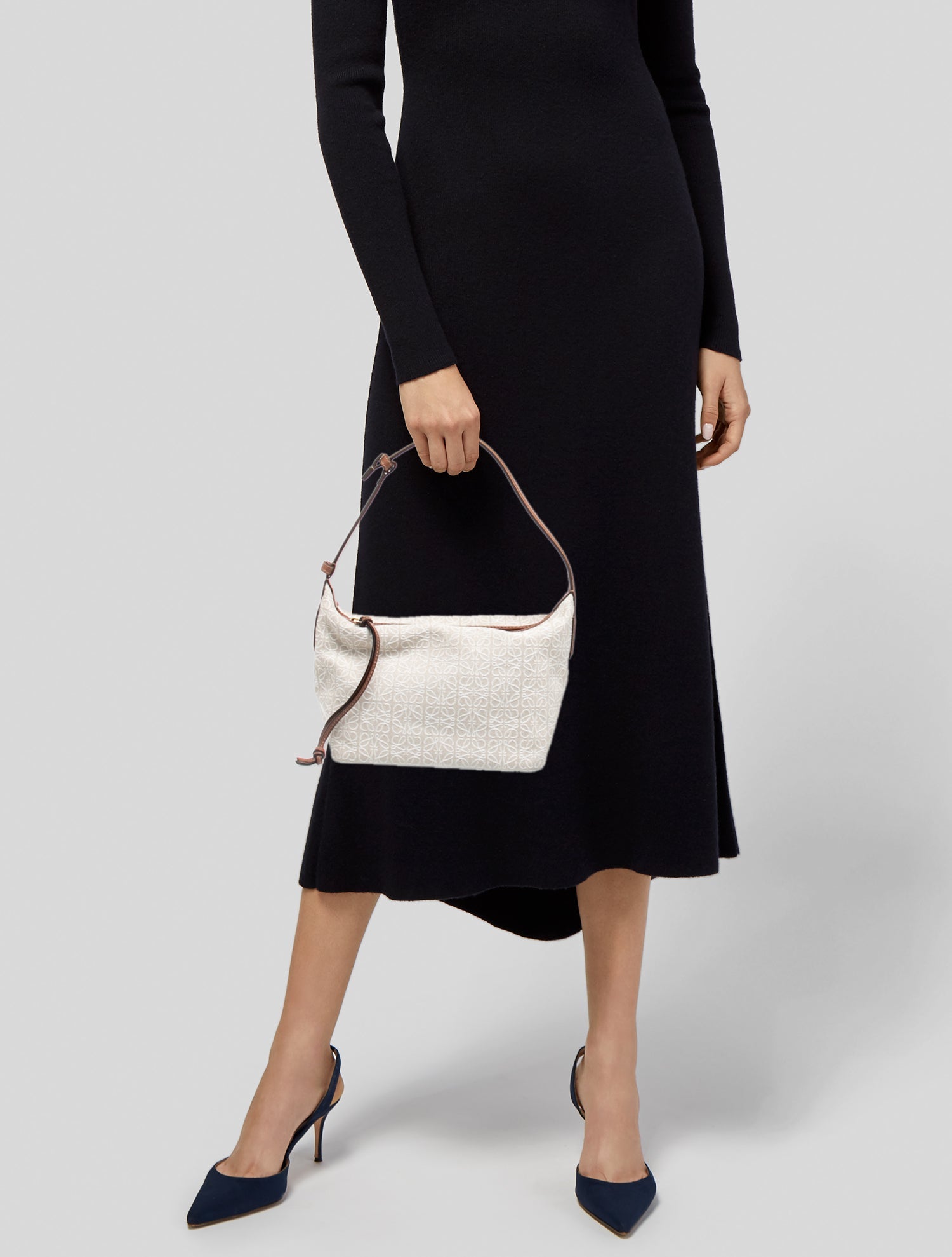 Loewe Canvas Cubi Small
