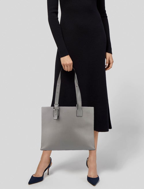 Loewe 2023 Buckle Zip Tote