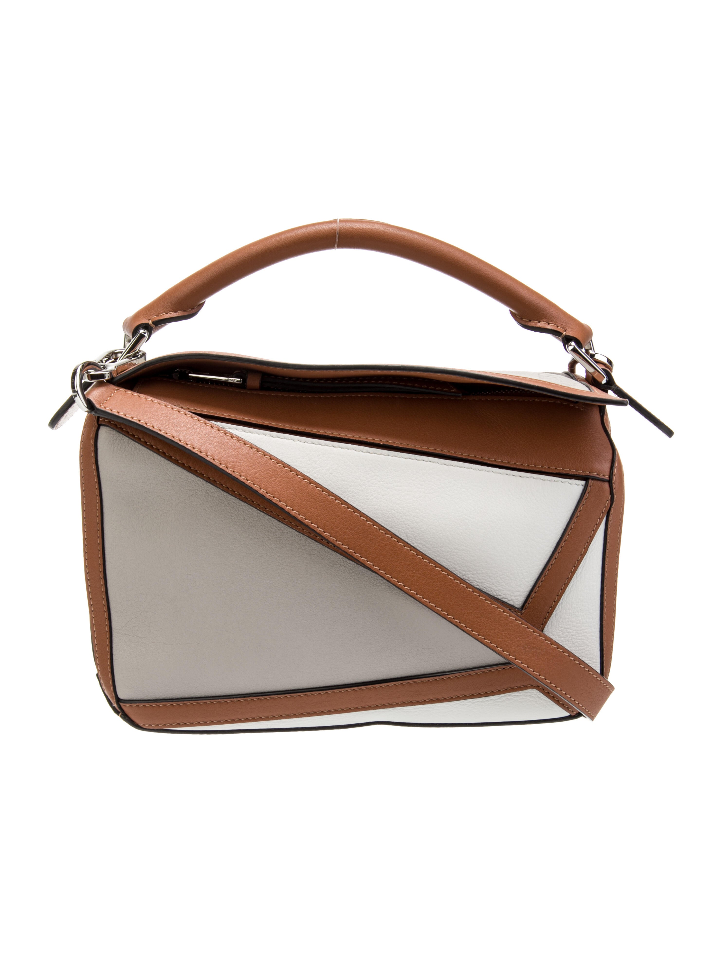 Loewe Medium Puzzle Bag Pink Shoulder Bags, Handbags LOW54694 The