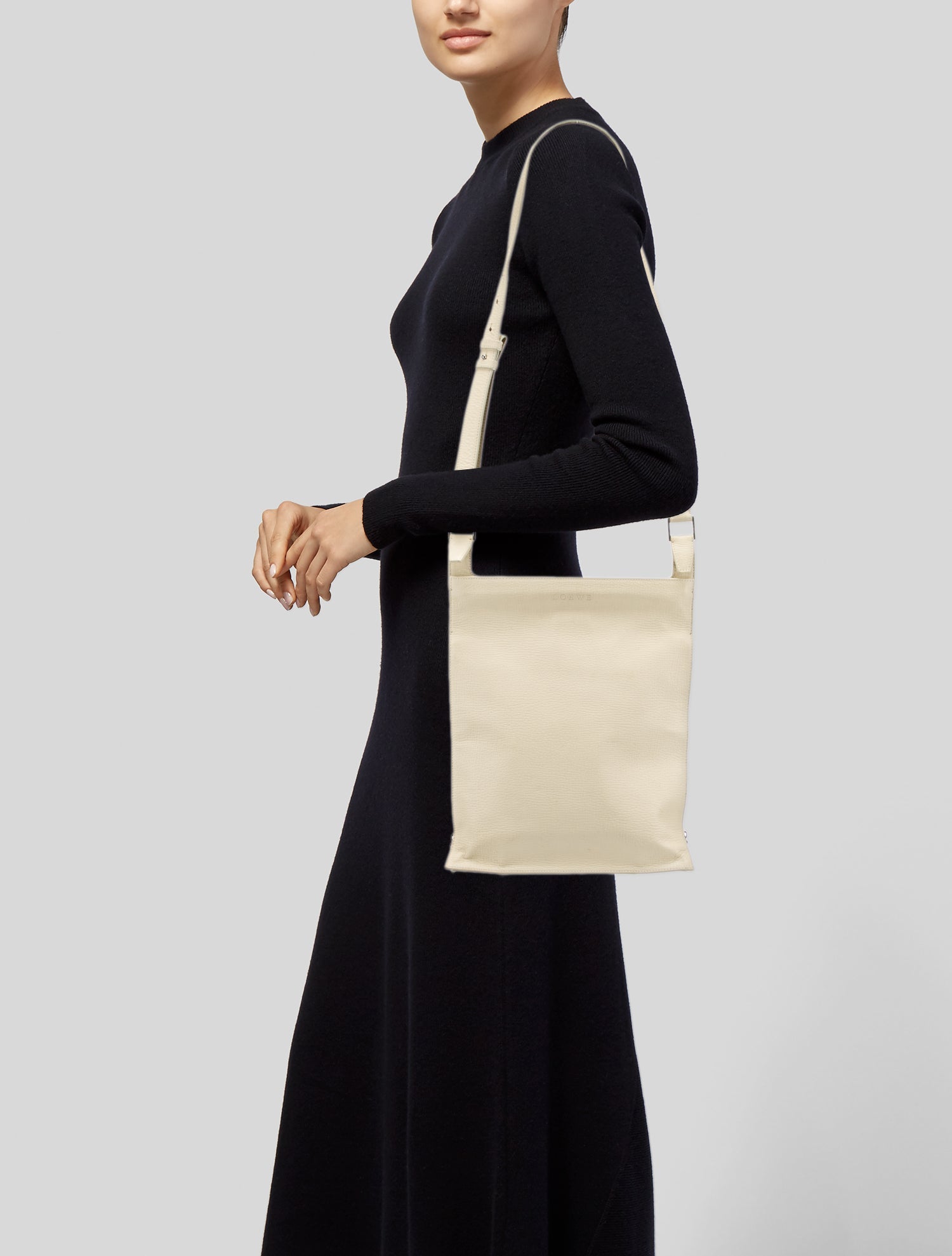 [WB6017] Loewe | Cross-Body Bag main image 1