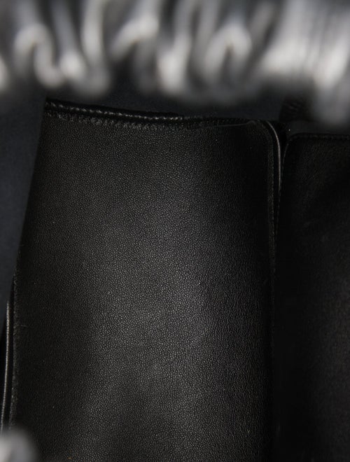 Loewe Leather Squeeze Small 2024