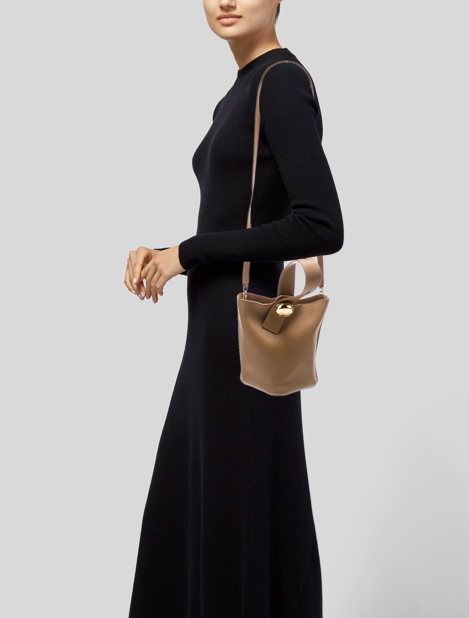 Loewe Leather Pebble 2023