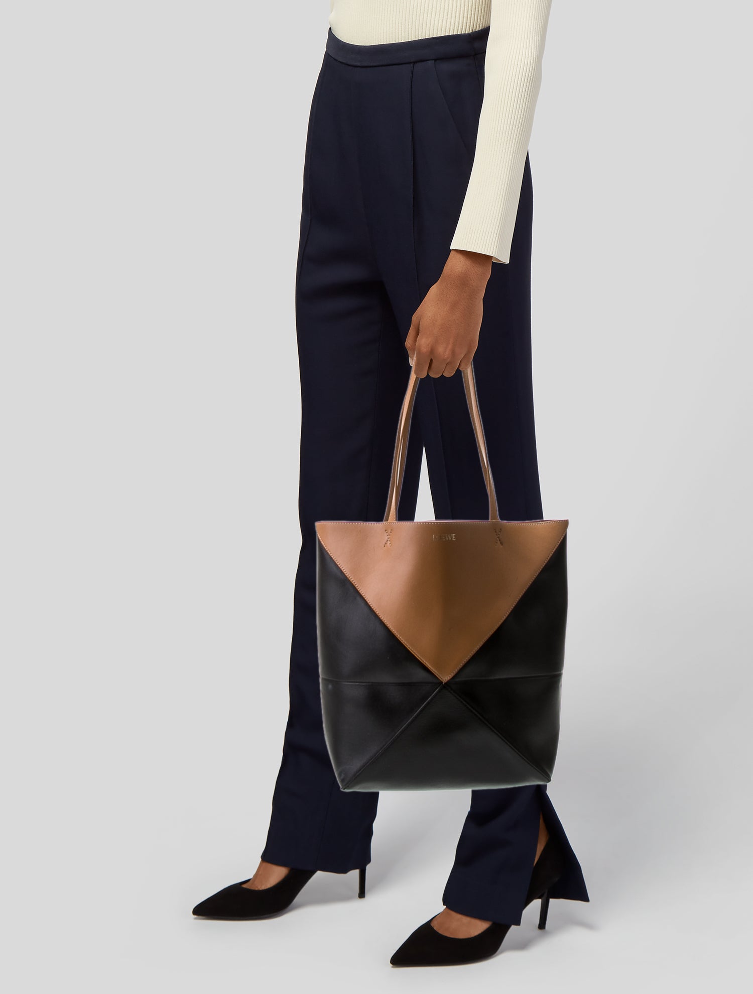 Loewe Leather Puzzle 2023