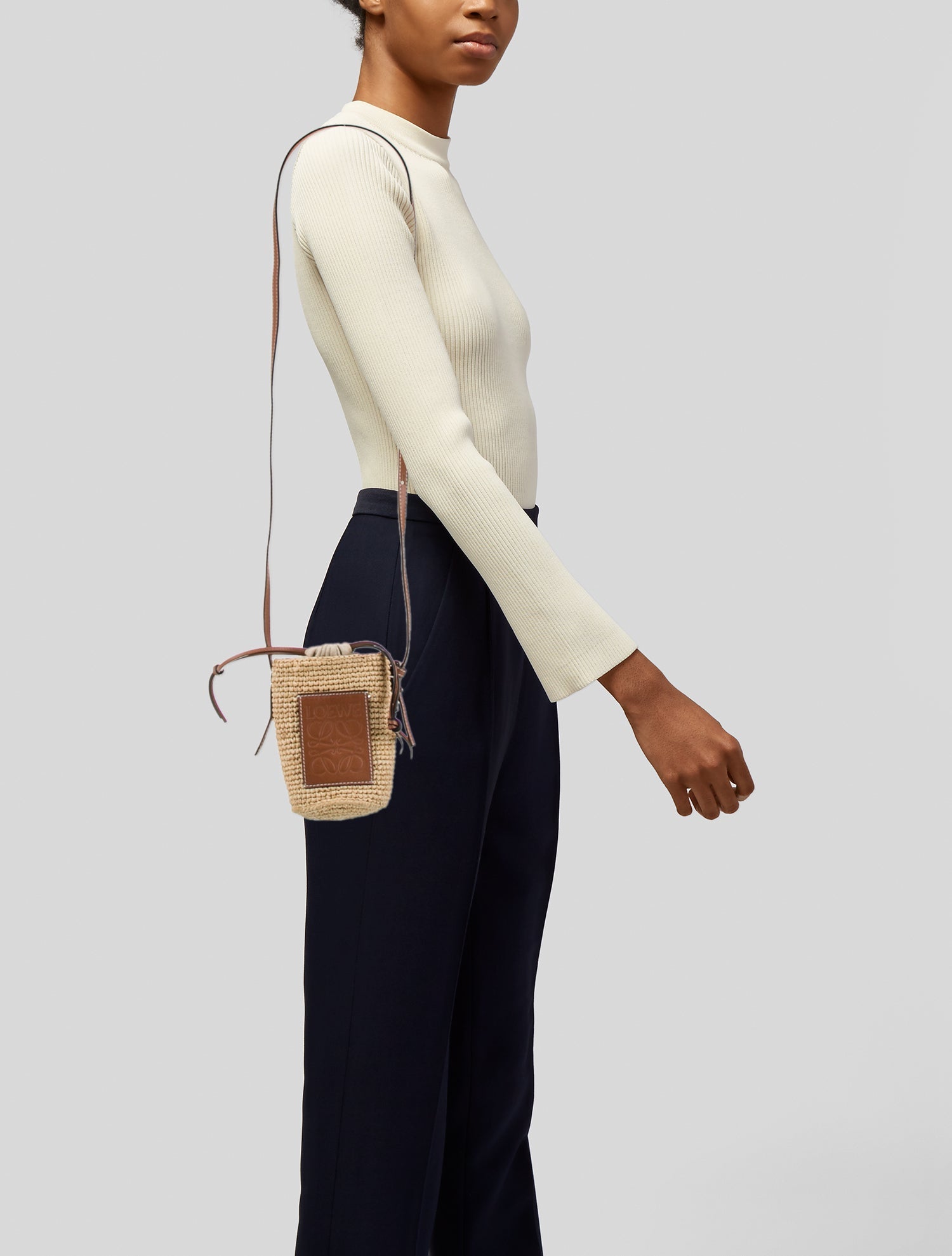 【関税送料込】LOEWE MINI BALLOON レザーバッグ 楽天市場】LOEWE ロエベ ショルダーバッグ BALLOON MINI