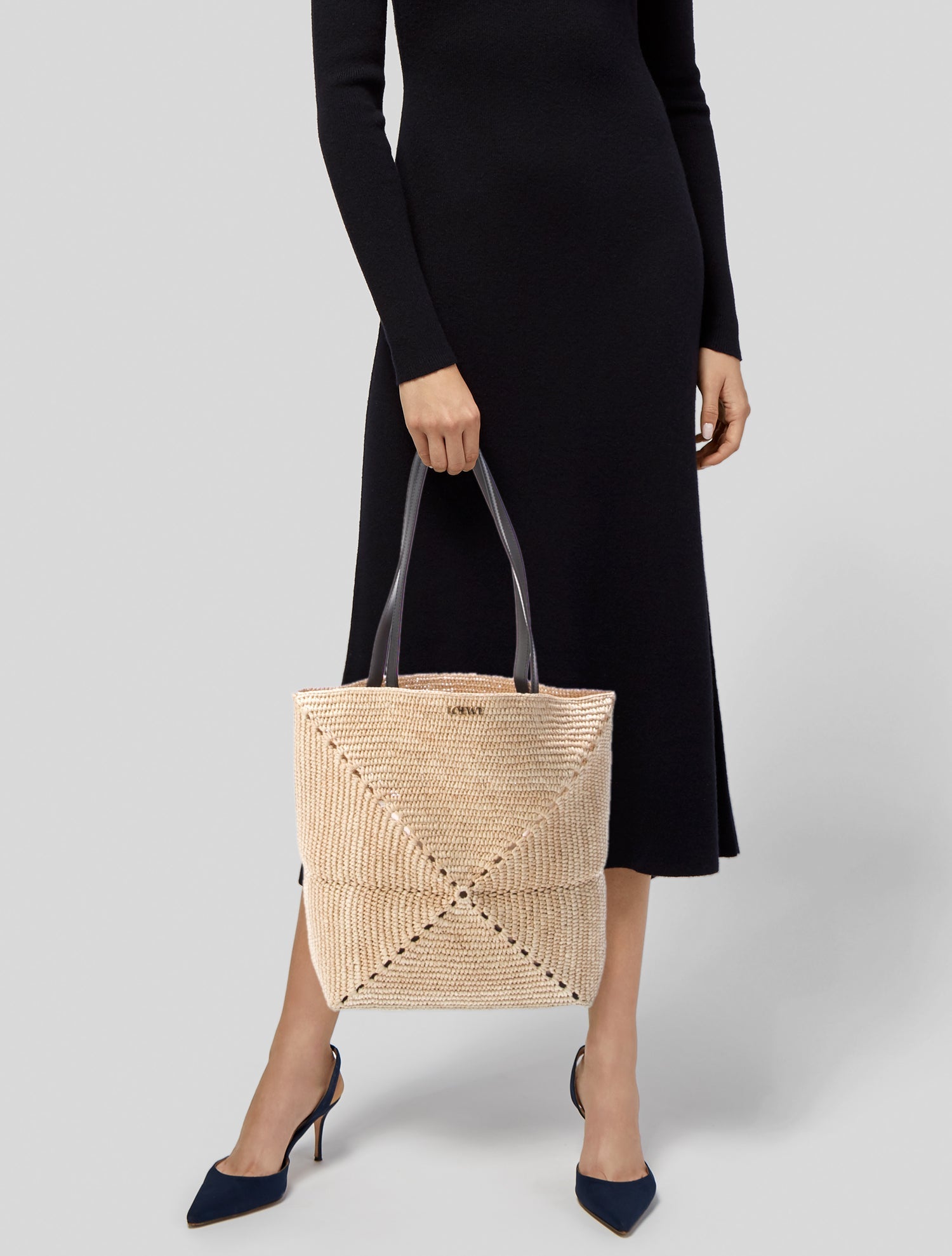 Loewe Raffia Puzzle Medium 2024