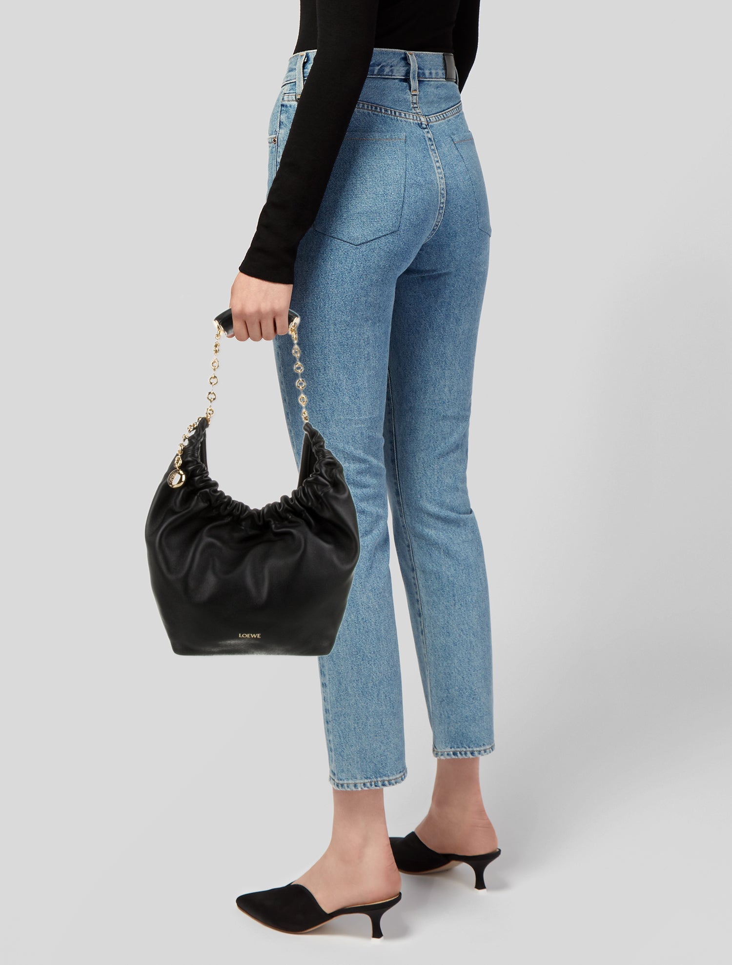 Loewe Leather Squeeze Small 2024