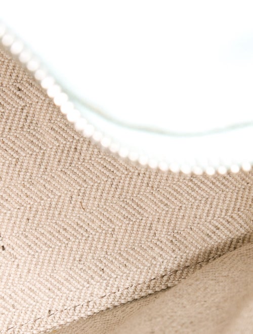 Loewe Calfskin Hammock Mini 2023