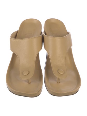 Loewe Leather Flip Flops