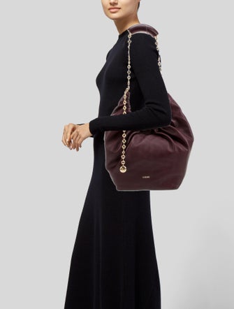 Loewe Leather Squeeze Medium 2023