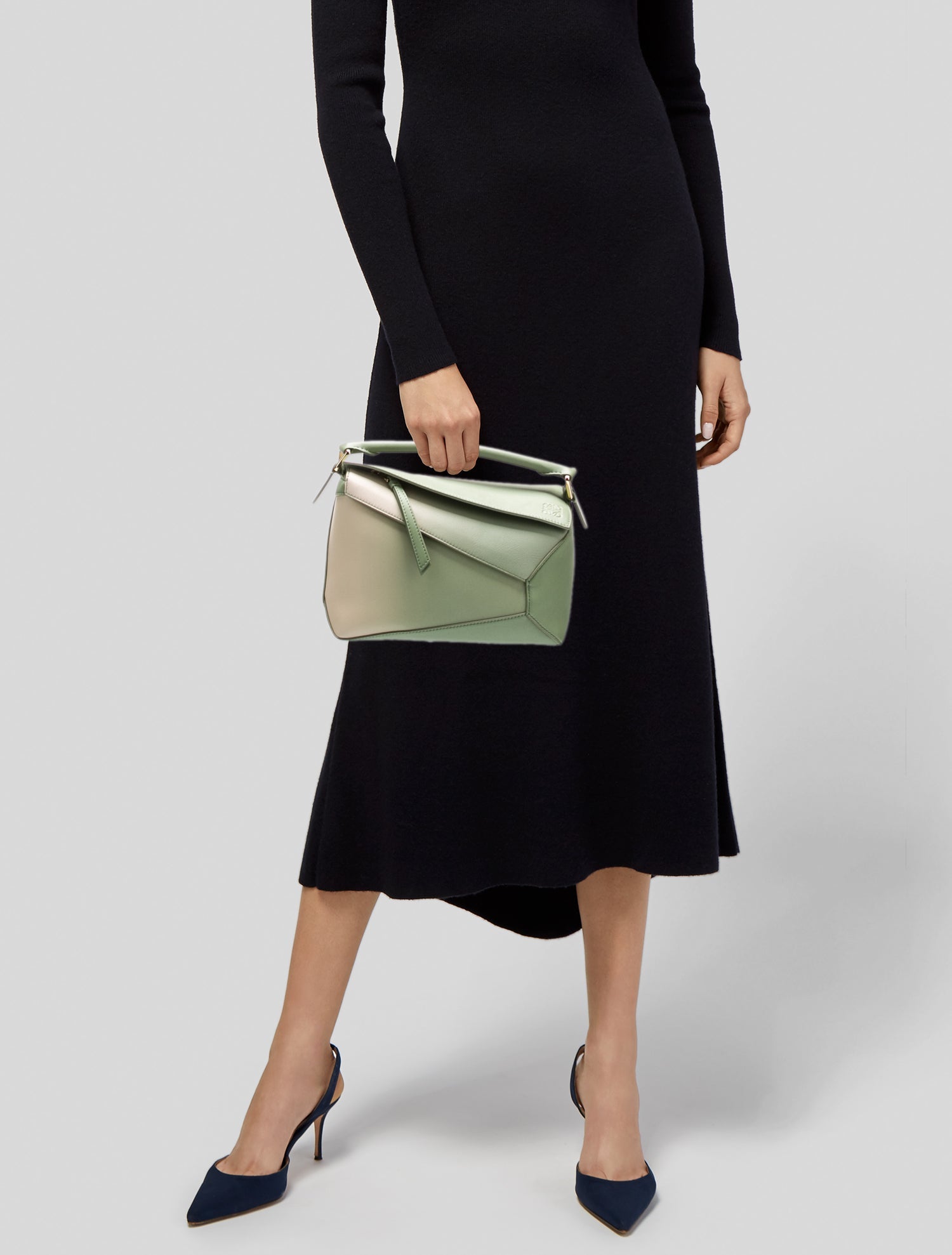 Loewe Calfskin Puzzle Small 2022