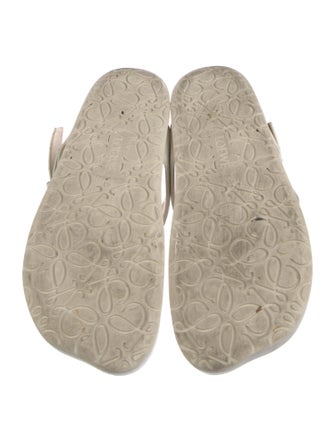 Loewe Leather Flip Flops