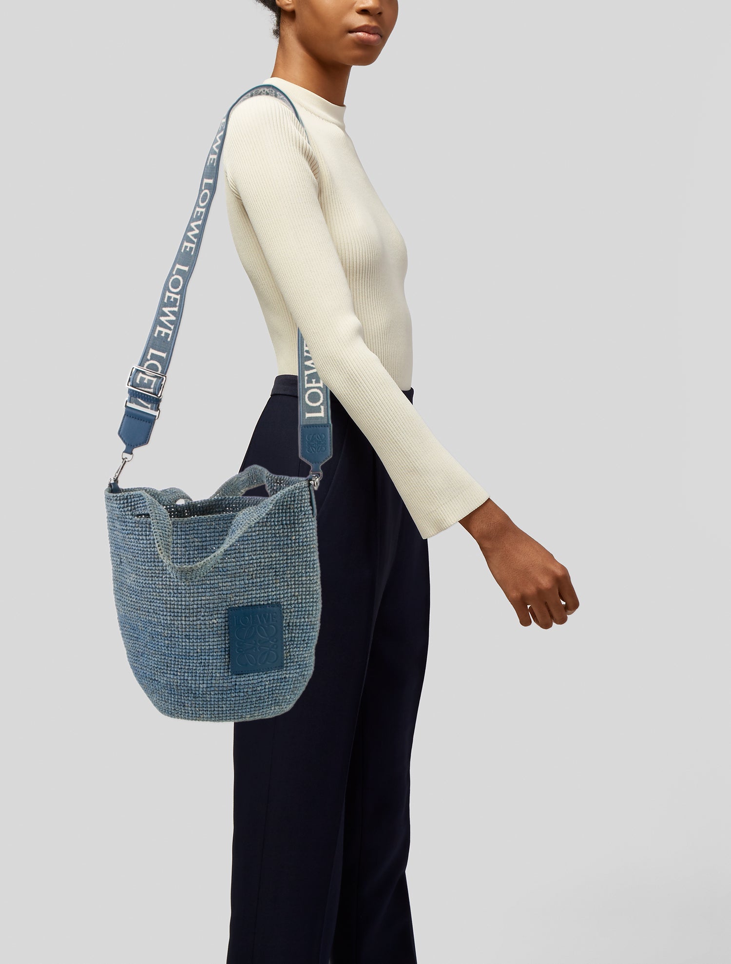 Loewe Raffia Raffia Mini Slit 2023