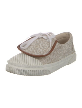 Loewe Sneakers