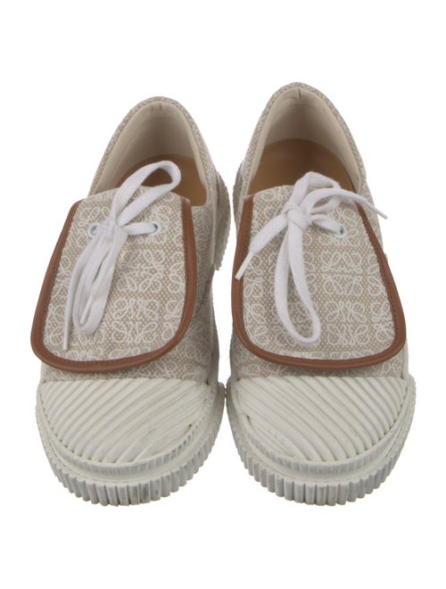 Loewe Sneakers