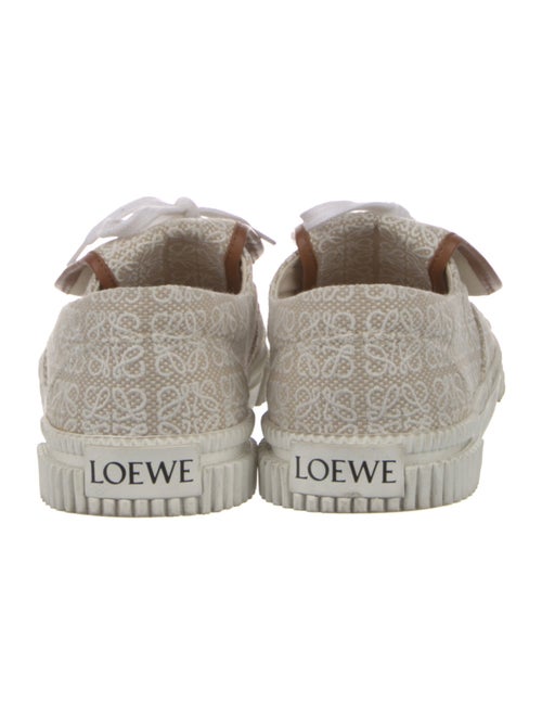Loewe Sneakers