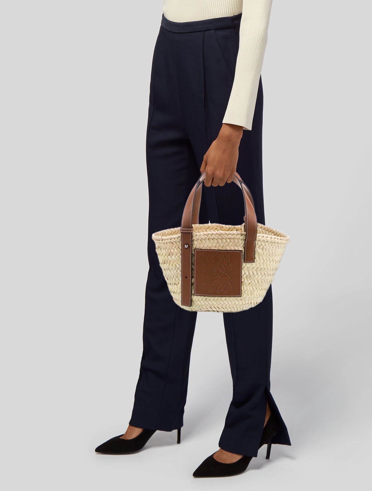 Loewe Raffia Basket Small 2023