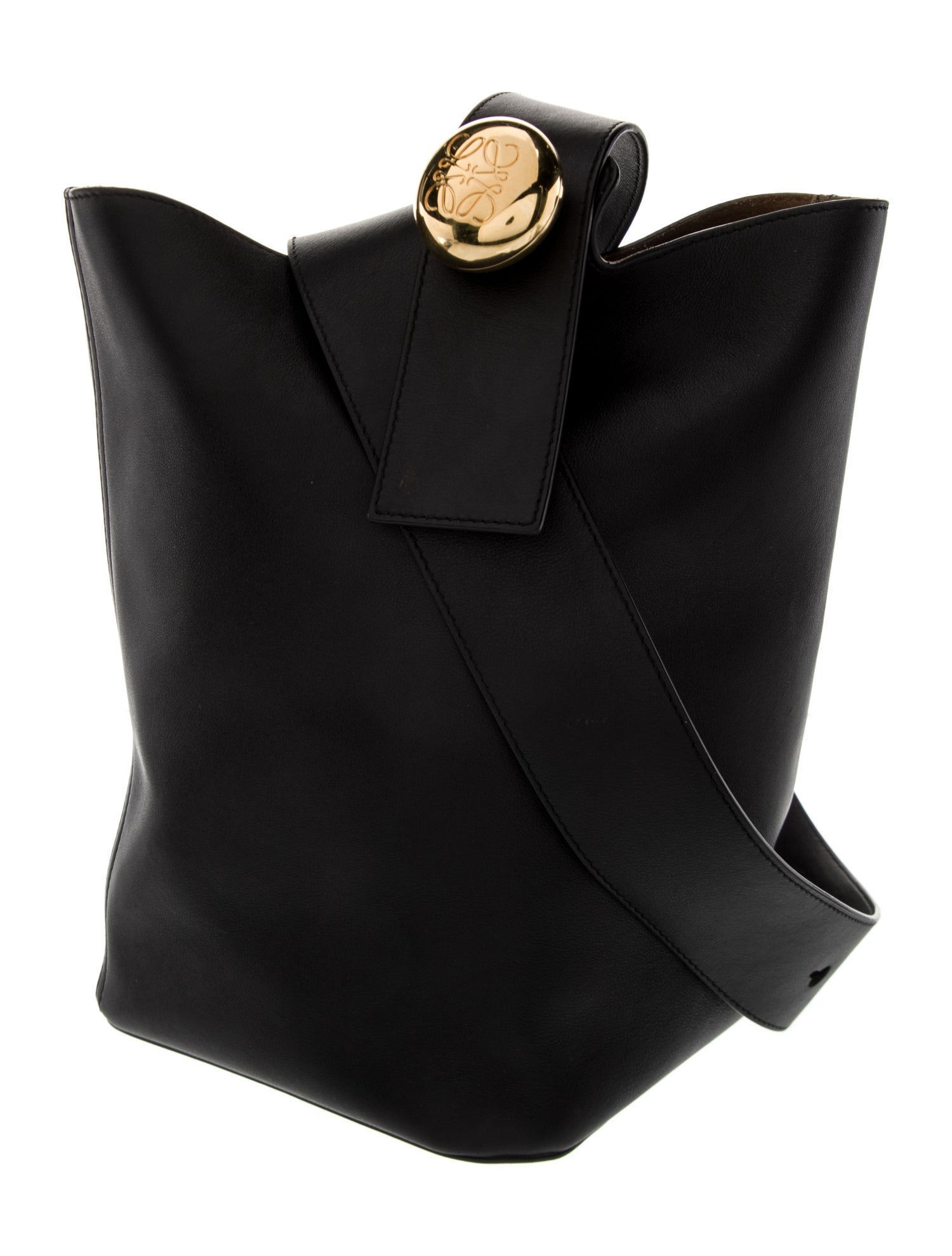 Loewe Leather Pebble 2023