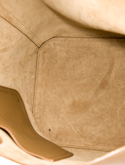 Loewe Leather Pebble Medium 2023