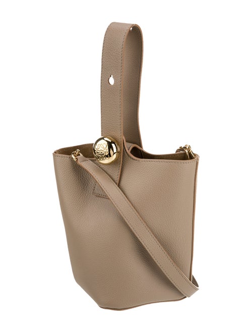 Loewe Leather Pebble Mini 2023