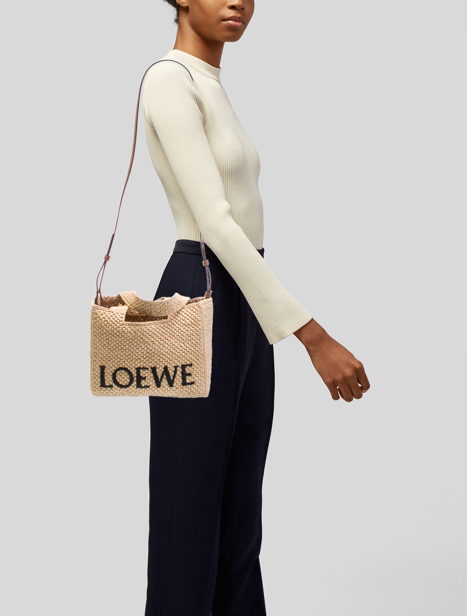 Loewe Raffia Pre-Owned 2010-2025 Raffia Font Tote satchel Mini