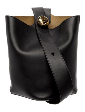 Loewe Leather Pebble bucket Medium 2024