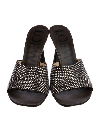 Loewe Crystal Slides
