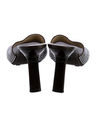 Loewe Crystal Slides