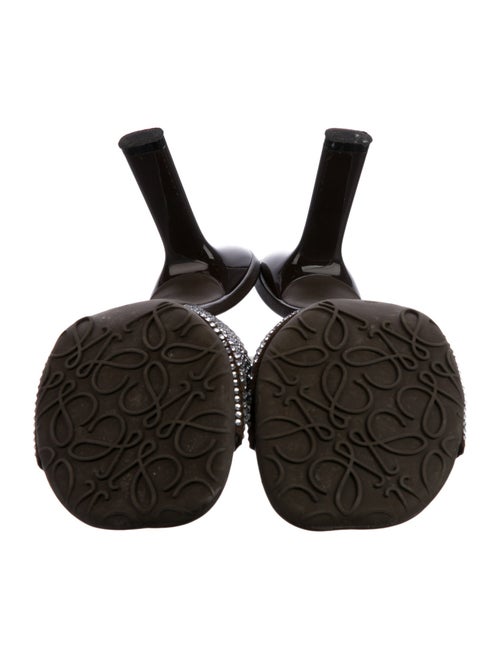 Loewe Crystal Slides