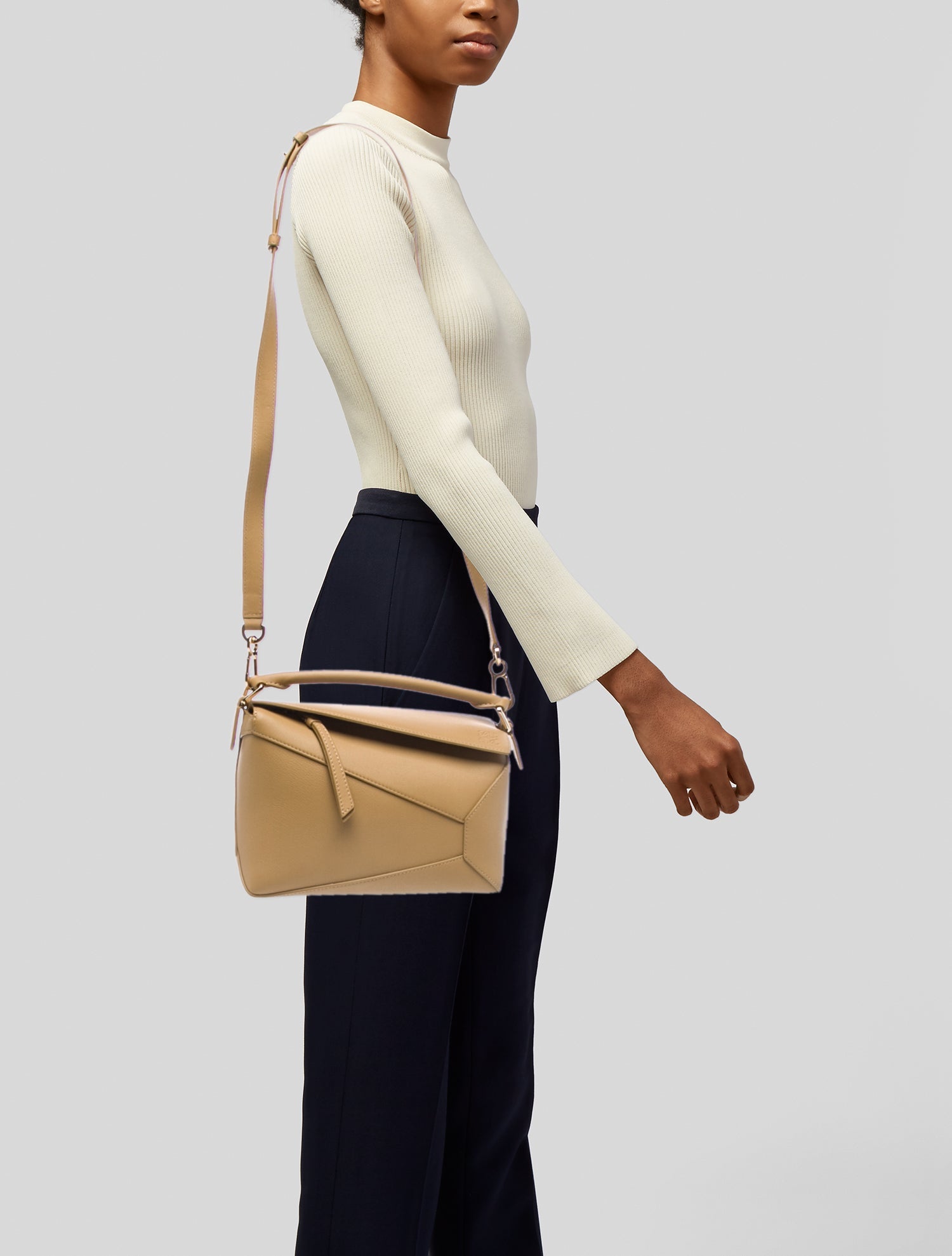 Loewe Leather Puzzle Small 2024