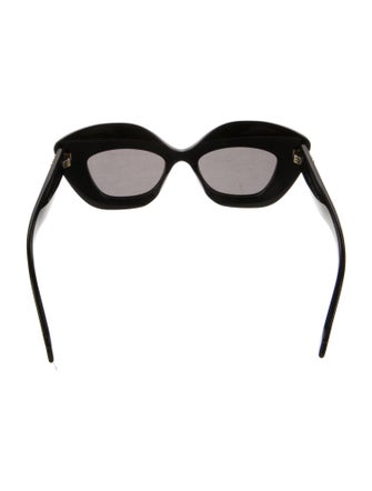 Loewe Oversize Tinted Sunglasses