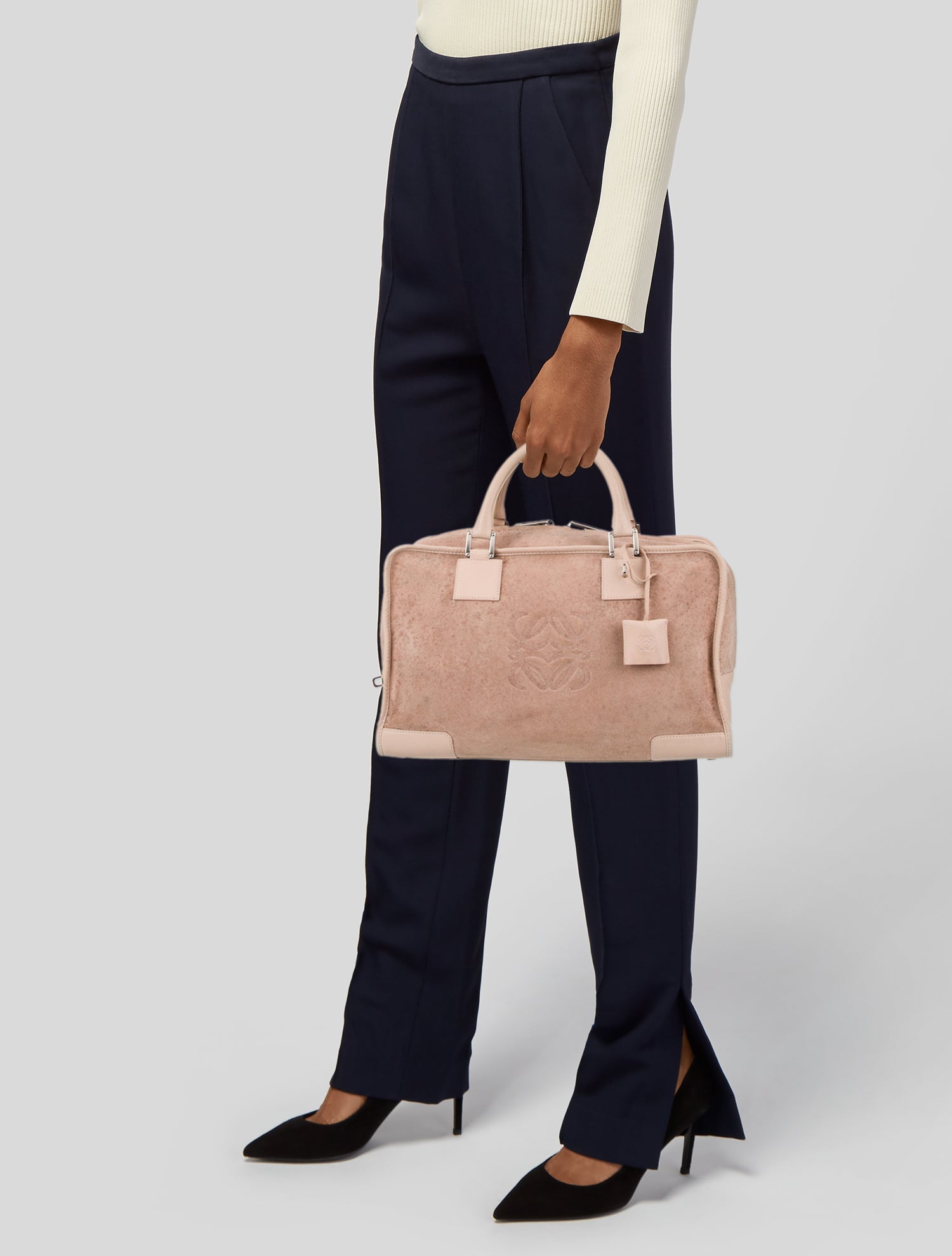 Loewe Signature Anagram Vintage