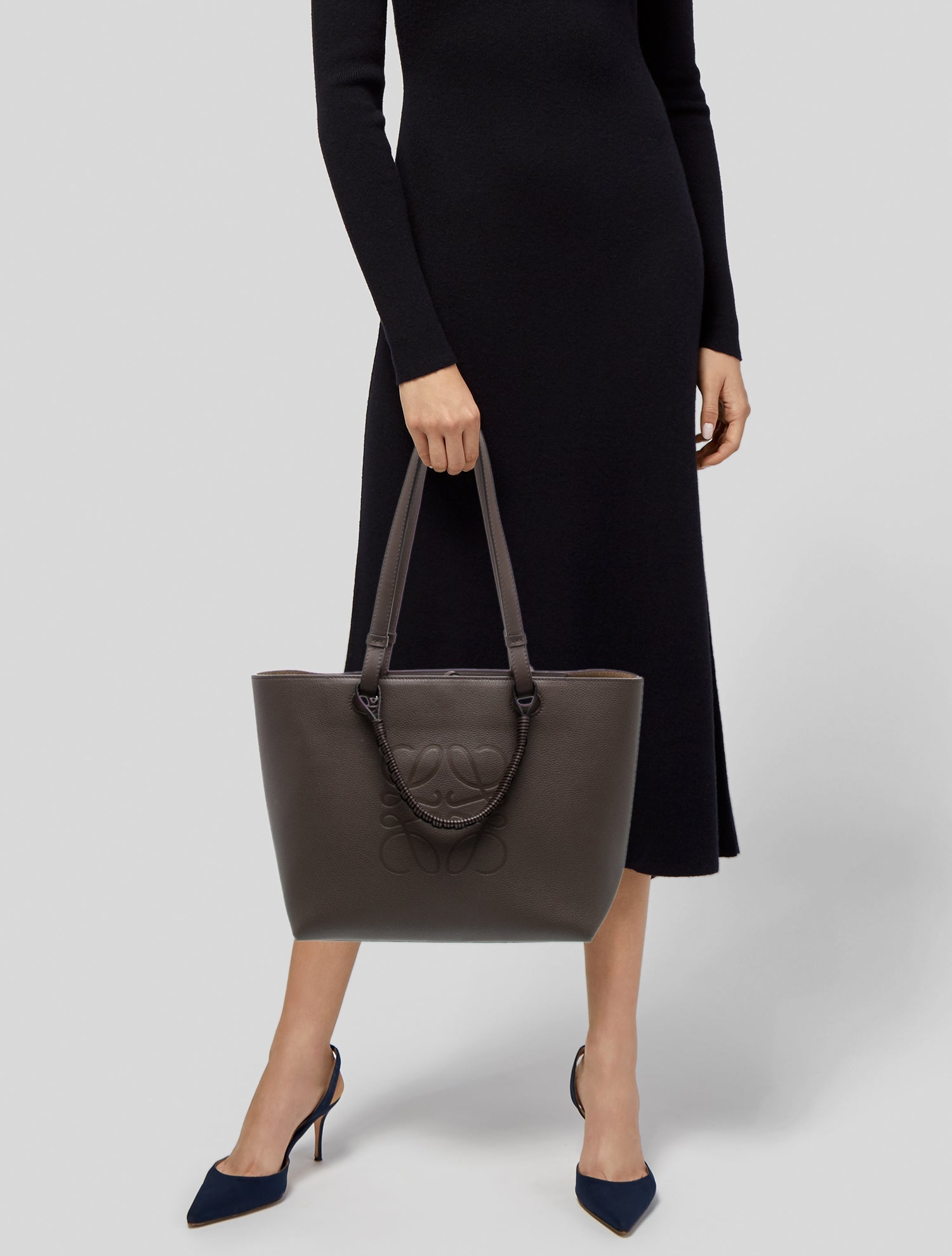 Loewe Signature Anagram Small