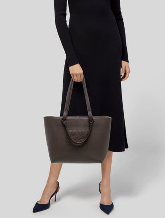 Loewe Signature Anagram Small