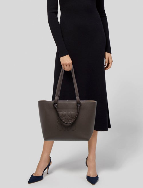 Loewe Signature Anagram Small