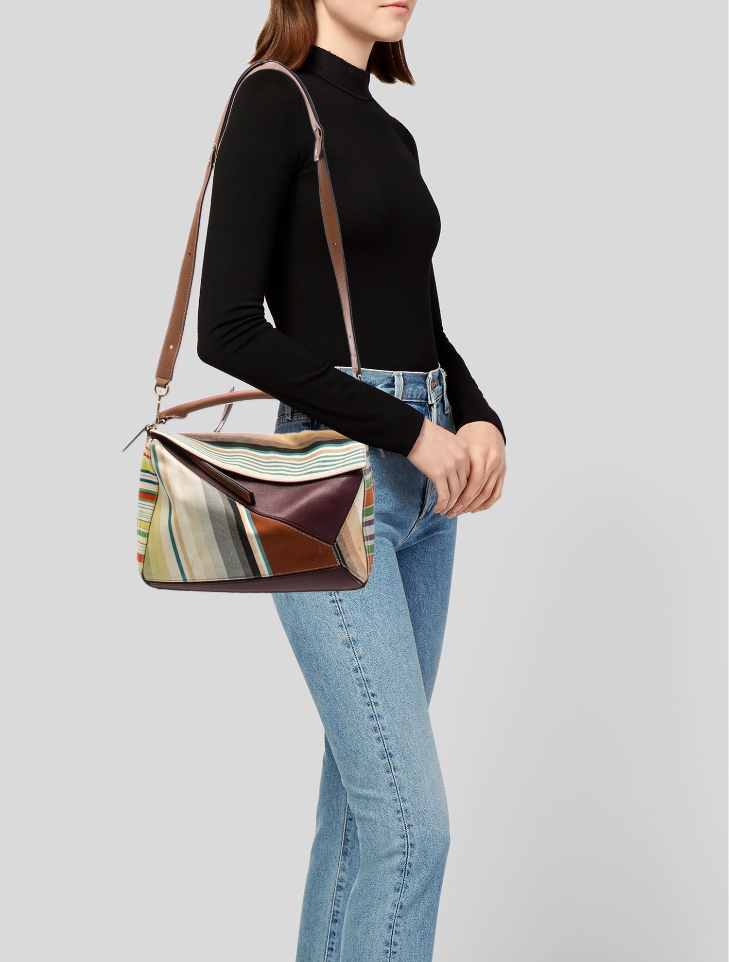 Loewe Canvas Puzzle Medium