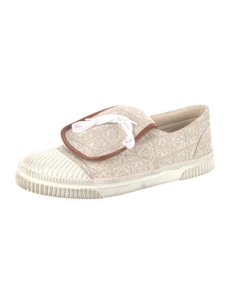Loewe Sneakers